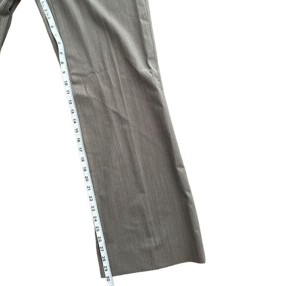 The Limited Gray Professional Pant Suit, Size 10 Blazer, size 4 pants - Picture 12 of 15